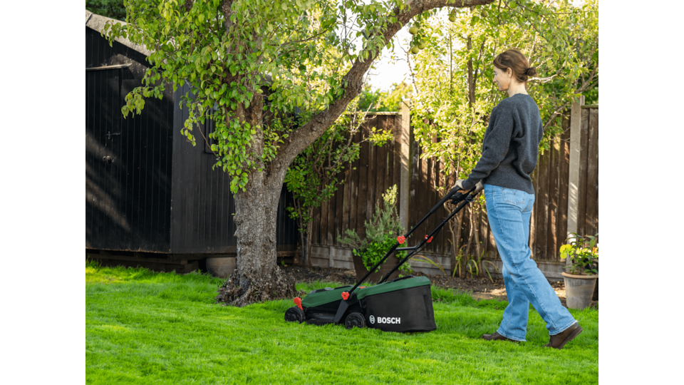 Bosch Home and Garden ROTAK18V-32